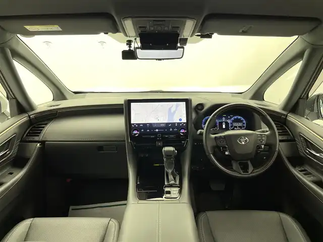 トヨタ アルファード Z 福井県 2023(令5)年 1.1万km プラチナホワイトパールマイカ トヨタセーフティセンス/・プリクラッシュセーフティ/・レーダークルーズコントロール/・プロアクティブドライビングアシスト/・レーントレーシングアシスト/・レーダークルーズコントロール/・ブラインドスポットモニター/・リアカメラディテクション/・クリアランスソナー/・リアクロストラフィックアラート/・ロードサインアシスト/純正14インチ大画面ナビ/・Bluetooth/USB/HDMI/・全方位カメラ/・ETC2.0/・ドライブレコーダー/・デジタルインナーミラー/置くだけ充電/12.1インチフリップダウンモニター/ツインムーンルーフ/両側パワースライドドア/パワーバックドア/パーキングアシスト/電子パーキング/オートホールド/革巻きステアリング/ステアリングリモコン/ステアリングヒーター/レザーシート/シートヒーター/エアシート/パワーシート/オットマン/プッシュスタート/スマートキー/スペアキー/LEDヘッドライト/オートライト/フォグライト/ドアバイザー/保証書/取扱説明書