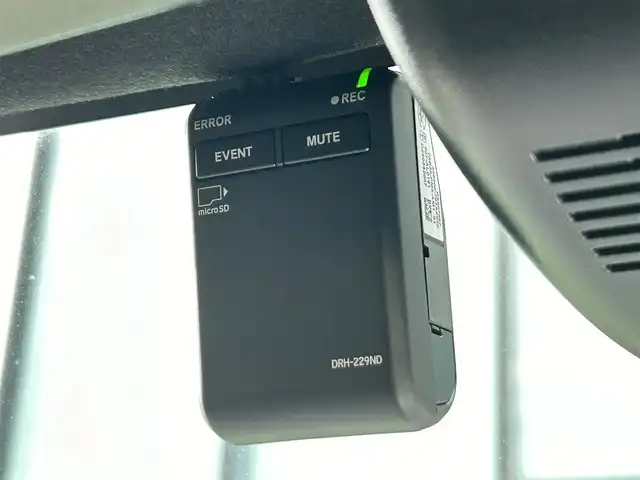 ホンダ Ｎ ＢＯＸ カスタム ターボ コーディネートS 奈良県 2024(令6)年 0.3万km グレー 純正ナビ　/フルセグ　/ＤＶＤ　/Bluetooth　/USB入力端子/AppleCarPlay/AndroidAuto/全方位カメラ/ETC　/前後ドライブレコーダー　/追従型クルーズコントロール　/レザーシート　/前席シートヒーター　/両側パワースライドドア　/純正フロアマット＆純正ラバーマット/純正アルミホイール/前後コーナーセンサー/衝突被害軽減ブレーキ/横滑り防止装置/車線逸脱警報/オートLEDライト/オートハイビーム/保証書/取扱説明書/W+サイド+カーテンエアバッグ