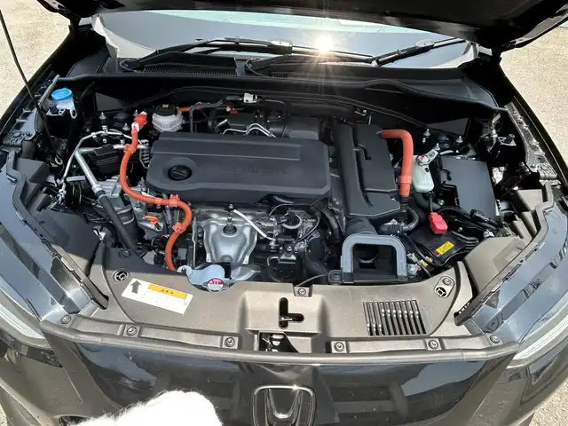 ホンダ ＺＲ－Ｖ ハイブリッド e:HEV Z 佐賀県 2023(令5)年 1.7万km クリスタルブラックパール ホンダセンシング/ブラインドスポットインフォメーション/アダプティブクルーズコントロール/パーキングセンサー/後退出庫サポート/BOSEプレミアムサウンド/ホンダコネクトディスプレイ/・ナビ/・マルチビューカメラ/・フルセグTV/BT/純正前後ドラレコ(DRH-224SD)/レザーシート/・ドライビングポジションシステム/・パワーシート/・シートヒーター/ハンズフリーパワーテールゲート/革巻きステアリング/ステアリングヒーター/純正18インチAW/ワイヤレス充電/LEDヘッドライト/アダプティブドライビングビーム/トノカバー/フロアマット/エアバックW/サイド/カーテン/スペアキー×１/取扱説明書/保証書