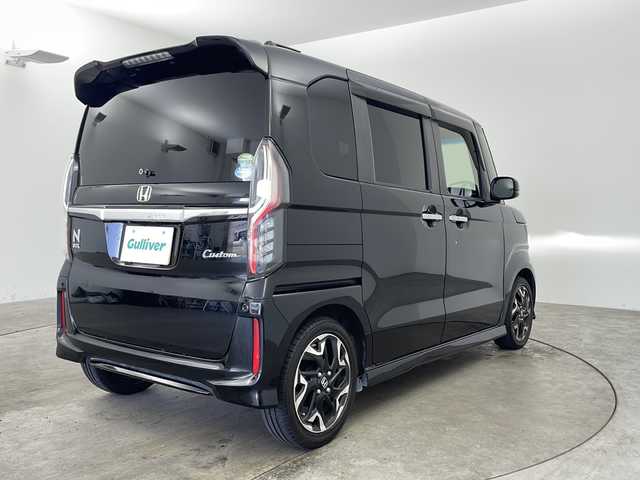 ホンダ Ｎ ＢＯＸ カスタム G L ターボ ホンダセンシング 兵庫県 2018(平30)年 7.6万km クリスタルブラックパール ホンダセンシング/・衝突軽減ブレーキ/・誤発進抑制機能/・後方誤発進抑制機能/・歩行者事故低減ステアリング/・先行車発進お知らせ機能/・アダプティブクルーズコントロール/・車線維持支援システム/・オートハイビーム/・標識認識機能/・路外逸脱抑制機能/純正メモリナビ/・Bluetoothオーディオ/・フルセグテレビ/・CD/DVD再生/・USB接続/・バックカメラ/ビルドインＥＴＣ/レーダークルーズコントロール/レーンキープアシスト/前方ドライブレコーダー/純正フロアマット/ハーフレザーシート/両側パワースライドドア/純正15インチアルミホイール/パドルシフト/革巻きステアリング/ステアリングスイッチ/ＡＢＳ/横滑り防止機能/後コーナーセンサー/盗難防止装置/オートライト/LEDヘッドライト/W＋サイドエアバック/カーテンエアバック/スマートキー/AACエアコン/ターボ/取扱説明書/新車保証書