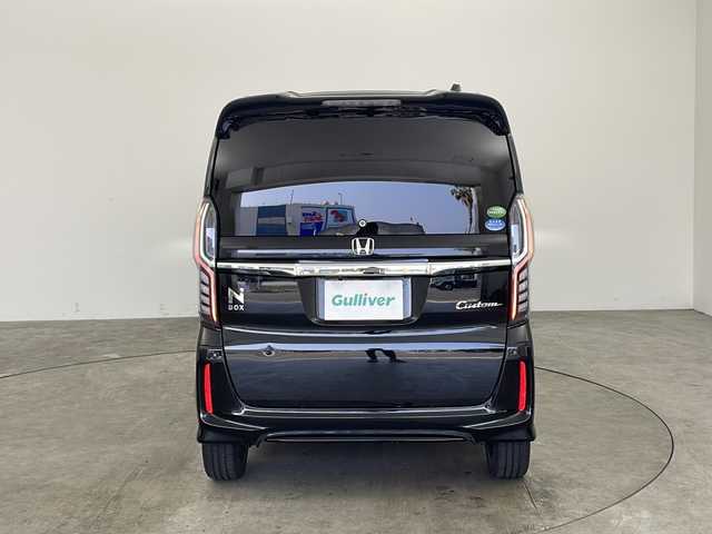 ホンダ Ｎ ＢＯＸ カスタム G L ターボ ホンダセンシング 兵庫県 2018(平30)年 7.6万km クリスタルブラックパール ホンダセンシング/・衝突軽減ブレーキ/・誤発進抑制機能/・後方誤発進抑制機能/・歩行者事故低減ステアリング/・先行車発進お知らせ機能/・アダプティブクルーズコントロール/・車線維持支援システム/・オートハイビーム/・標識認識機能/・路外逸脱抑制機能/純正メモリナビ/・Bluetoothオーディオ/・フルセグテレビ/・CD/DVD再生/・USB接続/・バックカメラ/ビルドインＥＴＣ/レーダークルーズコントロール/レーンキープアシスト/前方ドライブレコーダー/純正フロアマット/ハーフレザーシート/両側パワースライドドア/純正15インチアルミホイール/パドルシフト/革巻きステアリング/ステアリングスイッチ/ＡＢＳ/横滑り防止機能/後コーナーセンサー/盗難防止装置/オートライト/LEDヘッドライト/W＋サイドエアバック/カーテンエアバック/スマートキー/AACエアコン/ターボ/取扱説明書/新車保証書