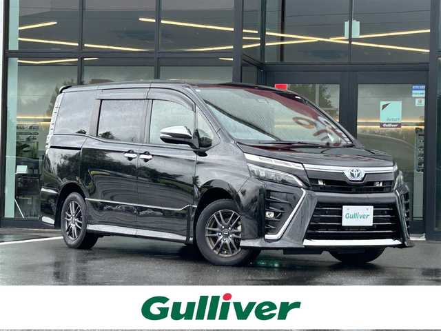トヨタ ヴォクシー ハイブリッド ZS 煌Ⅱ 栃木県 2020(令2)年 6.1万km ブラック トヨタセーフティセンス/社外メモリナビ/フルセグＴＶ/DVD/Bluetooth/ALPINEフリップダウンモニター/バックカメラ/ETC/両側パワースライドドア/シートヒーター/クリアランスソナー/シートヒーター/LEDオートライト/フォグランプ/オートハイビーム/純正AW積込/クルーズコントロール