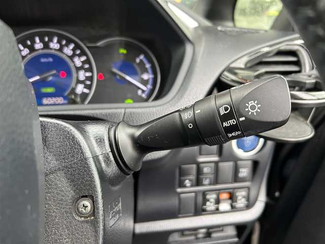 トヨタ ヴォクシー ハイブリッド ZS 煌Ⅱ 栃木県 2020(令2)年 6.1万km ブラック トヨタセーフティセンス/社外メモリナビ/フルセグＴＶ/DVD/Bluetooth/ALPINEフリップダウンモニター/バックカメラ/ETC/両側パワースライドドア/シートヒーター/クリアランスソナー/シートヒーター/LEDオートライト/フォグランプ/オートハイビーム/純正AW積込/クルーズコントロール