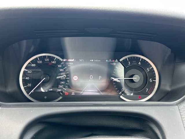 ランドローバー レンジローバーヴェラール Rダイナミック S 250PS 佐賀県 2023(令5)年 2.3万km 黒 純正ナビ/Bluetooth/ワンオーナー/全方位カメラ/ダブルサンルーフ/前後ドライブレコーダー/追従機能付きクルーズコントロール/衝突軽減システム/レーンアシスト/パドルシフト/ブレーキホールド/前席シートヒーター/ステアリングヒーター/ハーフレザーシート/前席パワーシート/シートメモリ/LEDライト/オートライト／オートマチックハイビーム/ETC2.0/保証書/取扱説明書/点検記録簿(R5)/スペアキー