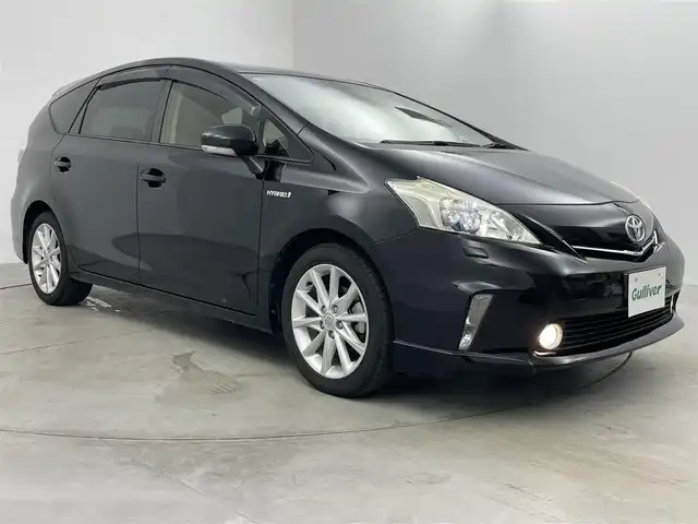 トヨタ プリウス α S ツーリングセレクション 愛知県 2013(平25)年 7.7万km ブラック ALPINE BIG8インチナビ/Bluetooth/バックカメラ/フルセグTV/横滑り防止装置/オートライト/フォグランプ/ヘッドライトウォッシャー/ビルトインETC/トラクションコントロール/純正AW/純正フロアマット/プッシュスタート/スマートキー/スペアキー