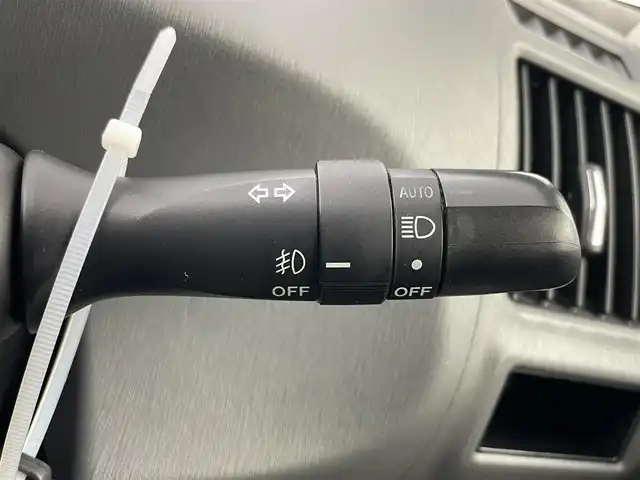 トヨタ プリウス α S ツーリングセレクション 愛知県 2013(平25)年 7.7万km ブラック ALPINE BIG8インチナビ/Bluetooth/バックカメラ/フルセグTV/横滑り防止装置/オートライト/フォグランプ/ヘッドライトウォッシャー/ビルトインETC/トラクションコントロール/純正AW/純正フロアマット/プッシュスタート/スマートキー/スペアキー