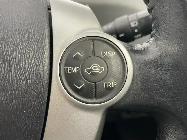 トヨタ プリウス α S ツーリングセレクション 愛知県 2013(平25)年 7.7万km ブラック ALPINE BIG8インチナビ/Bluetooth/バックカメラ/フルセグTV/横滑り防止装置/オートライト/フォグランプ/ヘッドライトウォッシャー/ビルトインETC/トラクションコントロール/純正AW/純正フロアマット/プッシュスタート/スマートキー/スペアキー