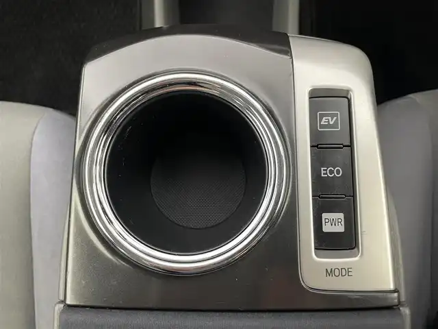 トヨタ プリウス α S ツーリングセレクション 愛知県 2013(平25)年 7.7万km ブラック ALPINE BIG8インチナビ/Bluetooth/バックカメラ/フルセグTV/横滑り防止装置/オートライト/フォグランプ/ヘッドライトウォッシャー/ビルトインETC/トラクションコントロール/純正AW/純正フロアマット/プッシュスタート/スマートキー/スペアキー