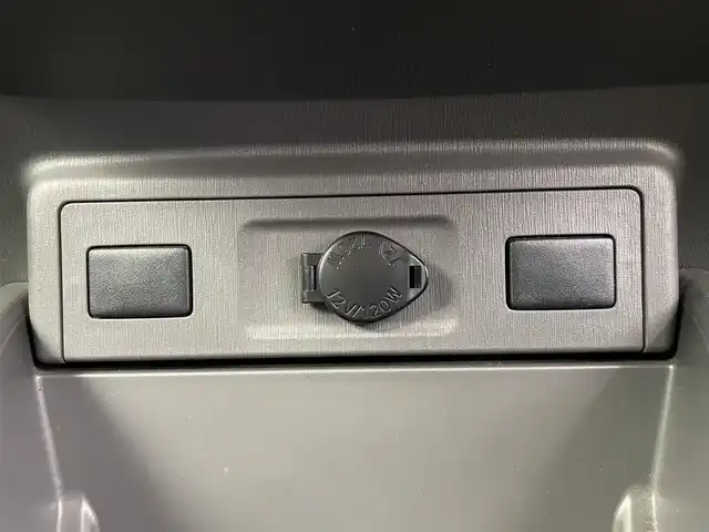 トヨタ プリウス α S ツーリングセレクション 愛知県 2013(平25)年 7.7万km ブラック ALPINE BIG8インチナビ/Bluetooth/バックカメラ/フルセグTV/横滑り防止装置/オートライト/フォグランプ/ヘッドライトウォッシャー/ビルトインETC/トラクションコントロール/純正AW/純正フロアマット/プッシュスタート/スマートキー/スペアキー