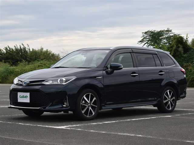 トヨタ カローラ フィールダー ハイブリッドG ダブルバイビー 大阪府 2019(令1)年 2.5万km ブラッキッシュアゲハガラスフレーク ワンオーナー/純正メモリナビ/フルセグTV・BT・CD・DVD・FM・AM/バックカメラ/ビルトインETC/トヨタセーフティセンス/・プリクラッシュセーフティ/・レーンディパーチャーアラート/・オートマチックハイビーム/・先行車発進お知らせ/クリアランスソナー/クルーズコントロール/純正LEDヘッドライト/革巻きステアリング/ハーフレザーシート/保証書・取説・スペアキー