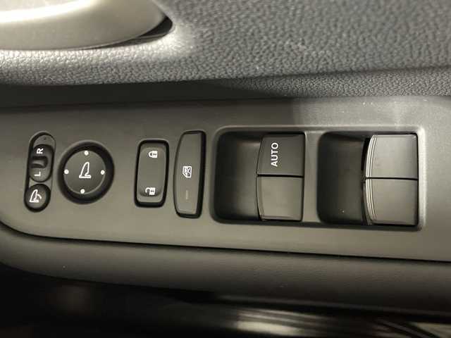 ホンダ フリード ハイブリット e:HEV AIR EX 福岡県 2025(令7)年 0.1千km プラチナホワイトパール 禁煙車/届出済み未使用車/純正9インチナビ(LXM-242ZFNI)/バックカメラ/レーダークルーズコントロール/両側パワースライドドア/フルセグ/シートヒーター/スペアキー