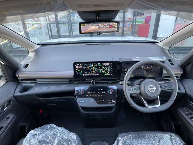 日産 セレナ e－パワー ハイウェイスター V 千葉県 2025(令7)年 0.1千km プリズムホワイト 純正12.3ナビ/(AM/FM/フルセグ/BT/USB/HDMI)/全周囲カメラ/ナビ連動ドライブレコーダー/ブラインドスポットモニター/衝突軽減システム/車線逸脱警報/クルーズコントロール/フリップダウンモニター/両側パワースライドドア/ハンズフリーオートスライドドア/横滑り防止装置/ETC2.0/アイドリングストップ/LEDヘッドライト/フォグランプ/オートライト/ウィンカーミラー/電動格納ミラー/純正16インチアルミホイール/シートリフター/プッシュスタート/スマートキー/フロアマット/スペアキー/取扱説明書