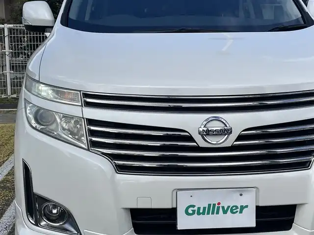 日産 エルグランド 250HWS アーバンクロム 宮城県 2013(平25)年 12.2万km ブリリアントホワイトパール 純正エアロ//純正ＡＷ//純正フロアマット//バックカメラ//ＥＴＣ//スペアキー//社外ＨＤＤナビ/(フルセグTV、DVD、CD、HDD、FM、AM、SD、BT)//スマートキー//両側パワースライド//横滑り防止機能//社外AW