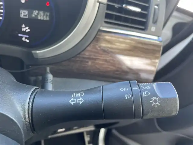 日産 エルグランド 250HWS アーバンクロム 宮城県 2013(平25)年 12.2万km ブリリアントホワイトパール 純正エアロ//純正ＡＷ//純正フロアマット//バックカメラ//ＥＴＣ//スペアキー//社外ＨＤＤナビ/(フルセグTV、DVD、CD、HDD、FM、AM、SD、BT)//スマートキー//両側パワースライド//横滑り防止機能//社外AW