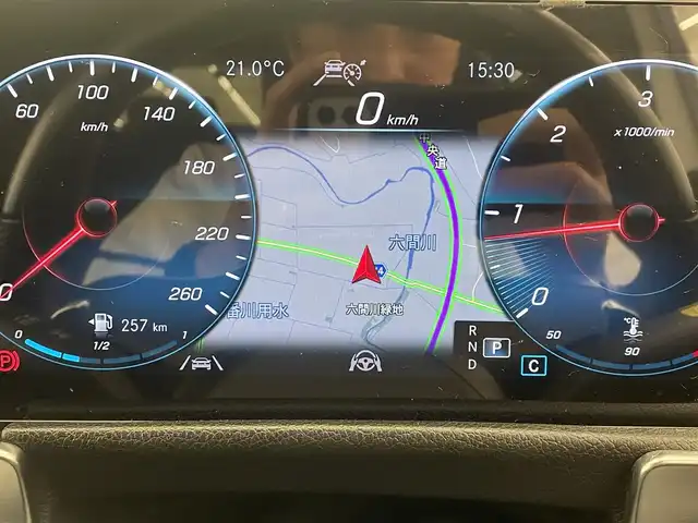 メルセデス・ベンツ ＧＬＢ２００ｄ AMGライン 岡山県 2021(令3)年 4.7万km デジタルホワイト ナビゲーションパッケージ/AMGラインパッケージ/レーダーセーフティーパッケージ/アドバンスドパッケージ/HUD/純正ナビ/全周囲カメラ/Bluetooth/USB/フルセグTV/アンビエントライト/道路標識アシスト/アクティブレーンキープアシスト/アクティブブレーキアシスト/アテンションアシスト/BSA/ドラレコ/インテリジェントライト/ハーフレザーシート/インテリジェントライト/ハーフレザーシート/パワーシート/シートヒーター