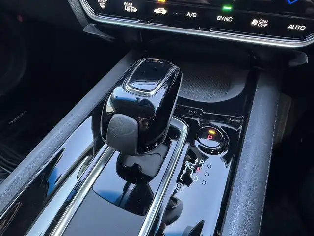 ホンダ ヴェゼル ハイブリッド Z ホンダセンシング 千葉県 2021(令3)年 4.9万km ミッドナイトブルービームM HV/Honda　SENSING/・コーナーセンサー/・衝突軽減システム/・レーンキープアシスト/純正7インチメモリーナビ/・バッグカメラ/・BT/・AM/FM/・CD/DVD/・フルセグTV/ハーフレザー/・シートヒーター/LEDヘッドライト/・オートライト/純正17インチＡＷ/リバース連動ミラー/電動パーキング/ＥＴＣ/W＋サイドエアバッグ/スマートキー/・スペアキー/保証書・取説