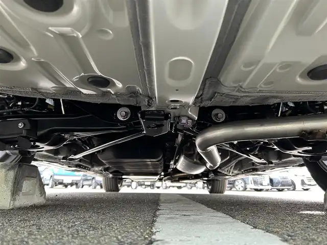 トヨタ アルファード Z 和歌山県 2025(令7)年 0.1千km プラチナホワイトパールマイカ 純正ナビ/フルセグTV/(AM/FM/USB/Bluetooth)/全方位カメラ/寒冷地仕様/ユニバーサルステップ/ITSコネクト/レーダークルコン/プリクラッシュセーフティ/レーンキープアシスト/ブラインドスポットモニター/クリアランスソナー/デジタルインナーミラー/置くだけ充電/ビルトインETC2.0/エアーベンチレーション/ステアリングヒーター/両側パワースライドドア/電動パーキング/オートホールド/ポジションメモリー/パワーシート/オートライト/オートマチックハイビーム/プッシュスタート/スマートキー