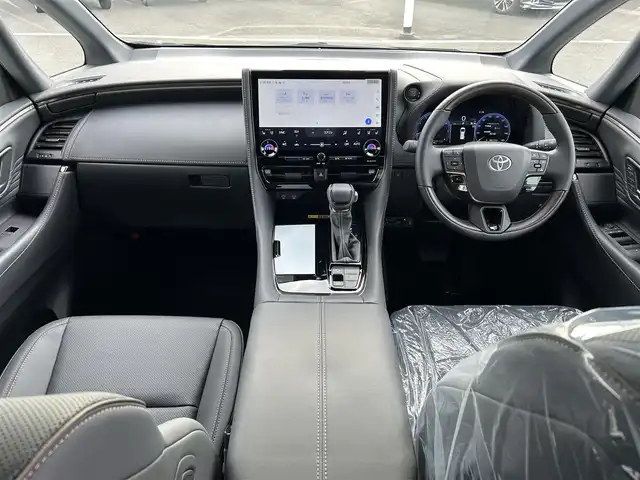 トヨタ アルファード Z 和歌山県 2025(令7)年 0.1千km プラチナホワイトパールマイカ 純正ナビ/フルセグTV/(AM/FM/USB/Bluetooth)/全方位カメラ/寒冷地仕様/ユニバーサルステップ/ITSコネクト/レーダークルコン/プリクラッシュセーフティ/レーンキープアシスト/ブラインドスポットモニター/クリアランスソナー/デジタルインナーミラー/置くだけ充電/ビルトインETC2.0/エアーベンチレーション/ステアリングヒーター/両側パワースライドドア/電動パーキング/オートホールド/ポジションメモリー/パワーシート/オートライト/オートマチックハイビーム/プッシュスタート/スマートキー