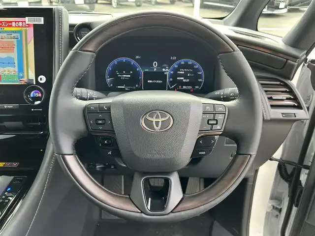 トヨタ アルファード Z 和歌山県 2025(令7)年 0.1千km プラチナホワイトパールマイカ 純正ナビ/フルセグTV/(AM/FM/USB/Bluetooth)/全方位カメラ/寒冷地仕様/ユニバーサルステップ/ITSコネクト/レーダークルコン/プリクラッシュセーフティ/レーンキープアシスト/ブラインドスポットモニター/クリアランスソナー/デジタルインナーミラー/置くだけ充電/ビルトインETC2.0/エアーベンチレーション/ステアリングヒーター/両側パワースライドドア/電動パーキング/オートホールド/ポジションメモリー/パワーシート/オートライト/オートマチックハイビーム/プッシュスタート/スマートキー