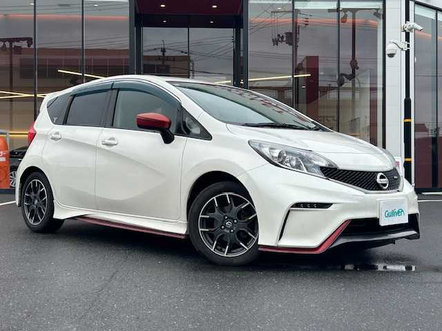 日産 ノート ニスモ 宮城県 2016(平28)年 13.7万km ブリリアントホワイトパール 【登録時走行距離１３７０９９ｋｍ】/AM/FM/TV/CD/DVD/Bluetooth接続/バックカメラ/ETC/ドラレコ/プッシュスタート/スマートキー/スペアキー有/純正フロアマット/ハンドルカバー/純正アルミホイール/純正ドアバイザー