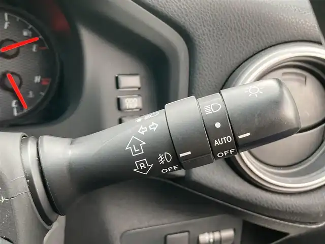 トヨタ ８６ GT 愛媛県 2013(平25)年 12万km サテンホワイトパール クスコタワーバー /スパルコセミバケットシート /後期テール /ケンウッドナビ /・CD/DVD/フルセグTV/Bluetooth/SD  /バックカメラ /ETC /HIDオートライト /純正アルミ /社外レーダー/取扱説明書/保証書/スペアキー