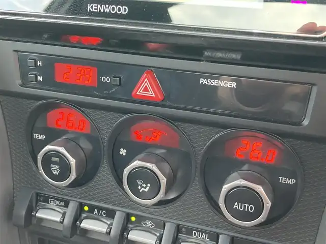 トヨタ ８６ GT 愛媛県 2013(平25)年 12万km サテンホワイトパール クスコタワーバー /スパルコセミバケットシート /後期テール /ケンウッドナビ /・CD/DVD/フルセグTV/Bluetooth/SD  /バックカメラ /ETC /HIDオートライト /純正アルミ /社外レーダー/取扱説明書/保証書/スペアキー