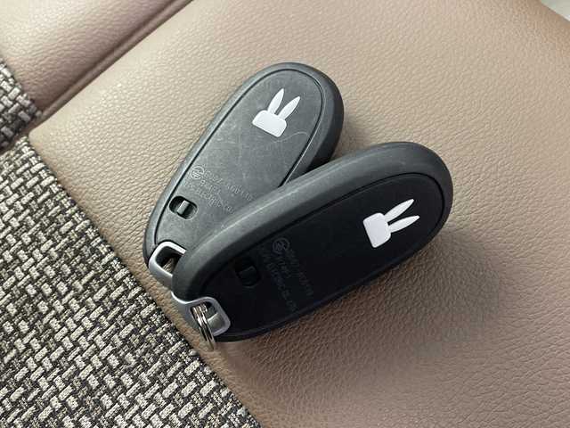 スズキ ラパン ＬＣ L 鹿児島県 2023(令5)年 1.3万km アーバンブラウンパールメタリック 純正ディスプレイオーディオ　/セーフティサポート　/バックカメラ　/社外ＥＴＣ　/革巻きステアリング　/ステアリングリモコン　/レーンキープアシスト　/ベンチシート/ハーフレザーシート　/ＬＥＤヘッドライト　/コーナーセンサー　/アイドリングストップ/衝突軽減ブレーキ