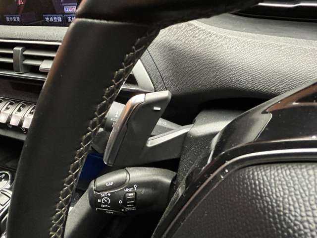 プジョー ３００８ ブルー HDi スペシャルED 千葉県 2018(平30)年 4.7万km ベージュ 特別仕様車　/ＡＣＣ　/半革シート　/純正ナビ　/ＴＶ　/Ｂカメラ　/ワイヤレスチャージ　/電動リアゲート　/アドバンスドグリップコントロール　　/オートハイビーム　/衝突軽減Ｂ　/ＢＳＭ　/ＬＫＡ　/ワンオーナー　/ドラレコ