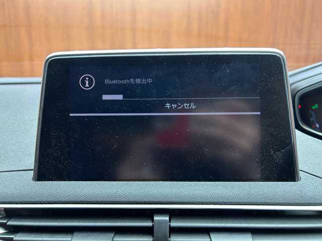 プジョー ３００８ ブルー HDi スペシャルED 千葉県 2018(平30)年 4.7万km ベージュ 特別仕様車　/ＡＣＣ　/半革シート　/純正ナビ　/ＴＶ　/Ｂカメラ　/ワイヤレスチャージ　/電動リアゲート　/アドバンスドグリップコントロール　　/オートハイビーム　/衝突軽減Ｂ　/ＢＳＭ　/ＬＫＡ　/ワンオーナー　/ドラレコ