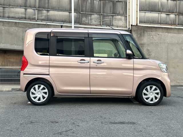 ダイハツ タント X LTD SA Ⅲ 愛知県 2018(平30)年 1.3万km ライトローズマイカメタリックⅡ 純正メモリナビ/フルセグTV・CD・DVD・Bluetooth・SD/パノラマビューモニター/両側パワースライドドア/衝突軽減ブレーキ/運転席シートヒーター/オートライト/ＬＥＤヘッドライト/コーナーセンサー/社外前方ドライブレコーダー/オートハイビーム/ステアリングスイッチ/純正フロアマット/純正ドアバイザー/スマートキー/プッシュスタート/保証書/取扱説明書