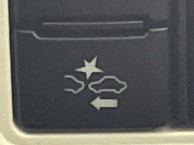 トヨタ ノア ハイブリッド Si ダブルバイビーⅡ 神奈川県 2019(令1)年 5万km ホワイトパールクリスタルシャイン トヨタセーフティセンス/純正10型ナビ【NSZN-Z68T】/・BT/フルセグTV/CD/DVD/SD/バックカメラ/純正12.1型フリップダウンモニター/デジタルインナーミラー/両側電動スライドドア/ハーフレザーシート/シートヒーター(D/N)/ビルトインETC2.0/革巻きステアリング/ステアリングスイッチ/クルーズコントロール/TRC/スマートキー/プッシュスタートボタン/シートリフター/LEDヘッドライト/フォグ/電動格納ミラー/ウィンカーミラー/二列目テーブル/二列目サンシェード/二列目USBポート/純正16インチアルミホイール/純正ドアバイザー/フロアマット