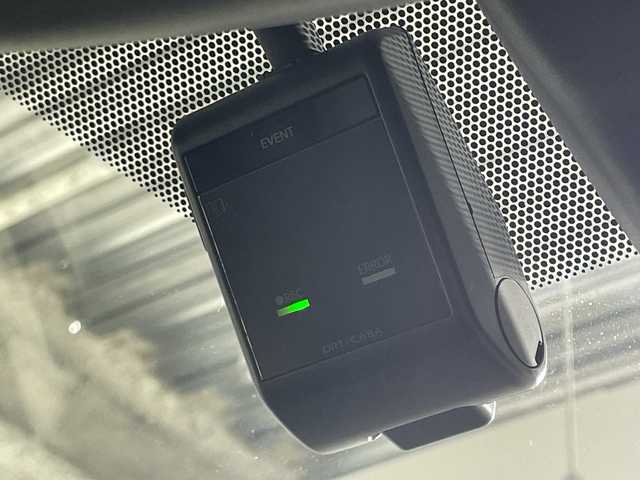 トヨタ ノア ハイブリッド Si ダブルバイビーⅡ 神奈川県 2019(令1)年 5万km ホワイトパールクリスタルシャイン トヨタセーフティセンス/純正10型ナビ【NSZN-Z68T】/・BT/フルセグTV/CD/DVD/SD/バックカメラ/純正12.1型フリップダウンモニター/デジタルインナーミラー/両側電動スライドドア/ハーフレザーシート/シートヒーター(D/N)/ビルトインETC2.0/革巻きステアリング/ステアリングスイッチ/クルーズコントロール/TRC/スマートキー/プッシュスタートボタン/シートリフター/LEDヘッドライト/フォグ/電動格納ミラー/ウィンカーミラー/二列目テーブル/二列目サンシェード/二列目USBポート/純正16インチアルミホイール/純正ドアバイザー/フロアマット