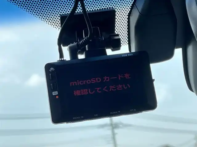トヨタ ランドクルーザー プラド TX Lパッケージ 千葉県 2019(令1)年 6.6万km アバンギャルドブロンズメタリック 【ディーゼル 4WD 5人乗】/黒革シート/前席パワーシート/シートヒーター/シートベンチレーター/Tコネクトナビ/（Bluetooth・MSV・USB入力端子・フルセグTV/TVキャンセラー付）/パノラミックビューカメラ/フロント/サイド/バックカメラ/ビルトインETC2.0/プリクラッシュセーフティ/レーンディパーチャーアラート/レーダークルーズコントロール/オートハイビーム/オートライト/クリアランスソナー/センターデフロック/DAC/VIPERセキュリティ/ルーフレール/純正フロアマット