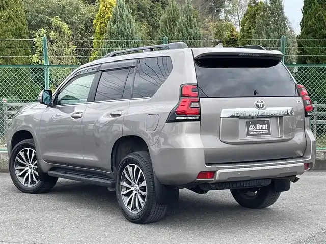 トヨタ ランドクルーザー プラド TX Lパッケージ 千葉県 2019(令1)年 6.6万km アバンギャルドブロンズメタリック 【ディーゼル 4WD 5人乗】/黒革シート/前席パワーシート/シートヒーター/シートベンチレーター/Tコネクトナビ/（Bluetooth・MSV・USB入力端子・フルセグTV/TVキャンセラー付）/パノラミックビューカメラ/フロント/サイド/バックカメラ/ビルトインETC2.0/プリクラッシュセーフティ/レーンディパーチャーアラート/レーダークルーズコントロール/オートハイビーム/オートライト/クリアランスソナー/センターデフロック/DAC/VIPERセキュリティ/ルーフレール/純正フロアマット