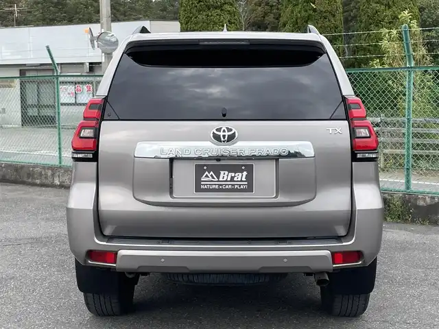 トヨタ ランドクルーザー プラド TX Lパッケージ 千葉県 2019(令1)年 6.6万km アバンギャルドブロンズメタリック 【ディーゼル 4WD 5人乗】/黒革シート/前席パワーシート/シートヒーター/シートベンチレーター/Tコネクトナビ/（Bluetooth・MSV・USB入力端子・フルセグTV/TVキャンセラー付）/パノラミックビューカメラ/フロント/サイド/バックカメラ/ビルトインETC2.0/プリクラッシュセーフティ/レーンディパーチャーアラート/レーダークルーズコントロール/オートハイビーム/オートライト/クリアランスソナー/センターデフロック/DAC/VIPERセキュリティ/ルーフレール/純正フロアマット