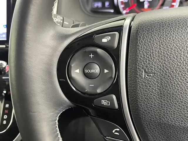 ホンダ オデッセイ アブソルート ホンダセンシング 埼玉県 2018(平30)年 5.4万km クリスタルブラックパール ホンダセンシング/純正９インチナビ/(フルセグ/Bluetooth/CD/DVD)/リアエンターテイメント/マルチビューカメラシステム/ビルトインETC2.0/両側パワースライドドア/前方ドライブレコーダー/ＬＥＤヘッドライト/スマートキー/パーキングセンサー/レーダークルーズコントロール/パドルシフト