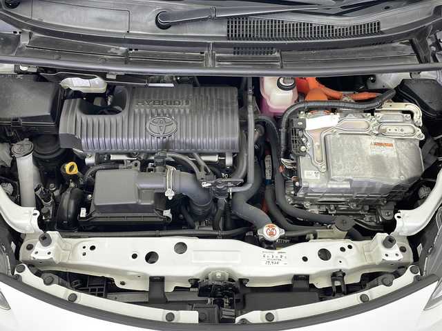 トヨタ シエンタ ハイブリッド ファンベースG 岐阜県 2019(令1)年 4.6万km ホワイトパールクリスタルシャイン 純正ナビ　/フルセグＴＶ　/シートヒーター　/両側オートスライドドア　/全方位カメラ　/エンジンスタートボタン　/クルーズコントロール　/Ｂｌｕｅｔｏｏｔｈ　/衝突軽減ブレーキ　/電格ミラー　/ハンドルヒーター/コーナーセンサー/スペアキー/純正フロアマット