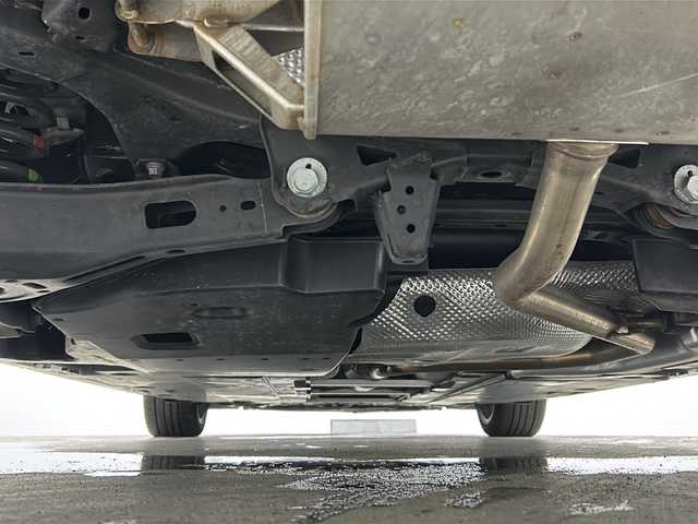 トヨタ カローラツーリング ハイブリッド ダブルバイビー 愛知県 2019(令1)年 4.3万km ホワイトパールクリスタルシャイン 純正9インチディスプレイオーディオ/・フルセグTV/・バックカメラ/・Bluetooth/トヨタセーフティセンス/・レーンキープアシスト/・レーダークルーズコントロール/・ブラインドスポットモニター/ビルトインETC2.0/ステアリングスイッチ/LEDヘッドライト/ハーフレザーシート/スマートキー/スペアキー/純正17インチAW