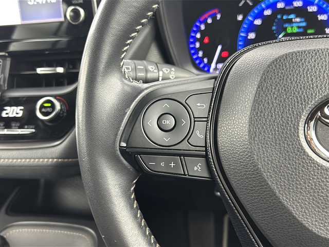 トヨタ カローラツーリング ハイブリッド ダブルバイビー 愛知県 2019(令1)年 4.3万km ホワイトパールクリスタルシャイン 純正9インチディスプレイオーディオ/・フルセグTV/・バックカメラ/・Bluetooth/トヨタセーフティセンス/・レーンキープアシスト/・レーダークルーズコントロール/・ブラインドスポットモニター/ビルトインETC2.0/ステアリングスイッチ/LEDヘッドライト/ハーフレザーシート/スマートキー/スペアキー/純正17インチAW