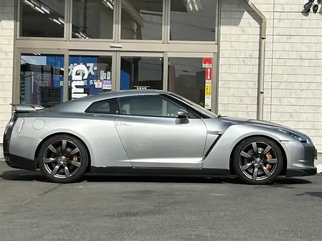 日産 ＧＴ－Ｒ 岩手県 2008(平20)年 5.1万km アルティメイトメタルシルバー 純正ナビ　/ハーフレザーシート白　/クルーズコントロール　/地デジＴＶ　/プッシュスタート /スマートキー　/スペアキー　/ビルトインETC/保証書　取説