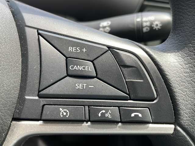 日産 セレナ X V 岩手県 2022(令4)年 7.2万km ダークメタルグレー 社外メモリナビ/AM/FM/Bluetooth/フロント/サイド/バックカメラ/アラウンドビューモニター/ETC/ドライブレコーダー/両側パワースライドドア/クルーズコントロール/衝突被害軽減ブレーキ/横滑り防止装置/コーナーセンサー/アイドリングストップ/オートライト/オートハイビーム/HIDヘッドライト/スマートキー/プッシュスタート/電動格納ミラー/社外15インチAW/社外フロアマット/保証書/取扱説明書