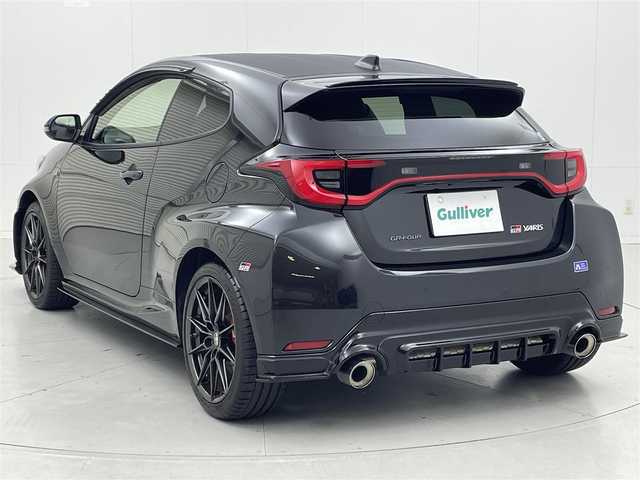トヨタ ＧＲヤリス RZ ハイパフォーマンス 茨城県 2024(令6)年 0.3万km プレシャスブラックパール 純正8型DA/ナビパッケージ/JBLプレミアムサウンドシステム/バックカメラ/フルセグ/GRエアロ/衝突被害軽減ブレーキ/車線逸脱抑制装置/レーダークルーズコントロール/オートマチックハイビーム/クリアランスソナー/BSM/ETC2.0/ステアリングヒーター/シートヒーター/純正18インチAW/LEDヘッドライト/スマートキー
