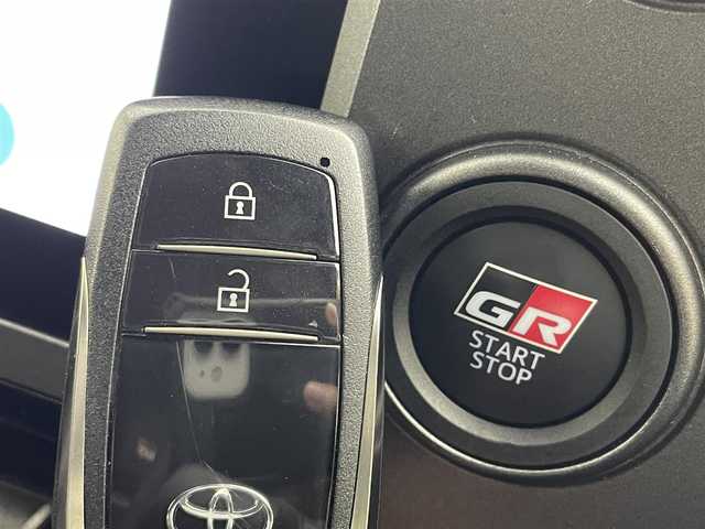 トヨタ ＧＲヤリス RZ ハイパフォーマンス 茨城県 2024(令6)年 0.3万km プレシャスブラックパール 純正8型DA/ナビパッケージ/JBLプレミアムサウンドシステム/バックカメラ/フルセグ/GRエアロ/衝突被害軽減ブレーキ/車線逸脱抑制装置/レーダークルーズコントロール/オートマチックハイビーム/クリアランスソナー/BSM/ETC2.0/ステアリングヒーター/シートヒーター/純正18インチAW/LEDヘッドライト/スマートキー