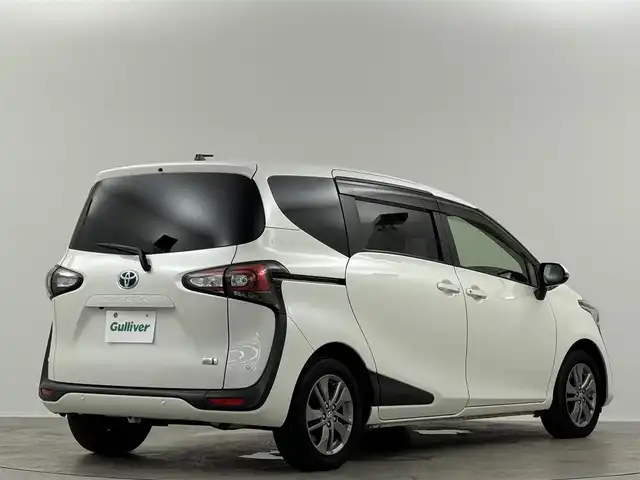 トヨタ シエンタ ハイブリッド G クエロ 埼玉県 2021(令3)年 4.9万km ホワイトパールクリスタルシャイン 純正9型ナビ　全方位　LEDヘッドライト　シートヒーター　両側電動　CD　DVD　BT　フルセグ　クルーズコントロール　レーンキープアシスト　衝突被害軽減　ETC　ドライブレコーダー