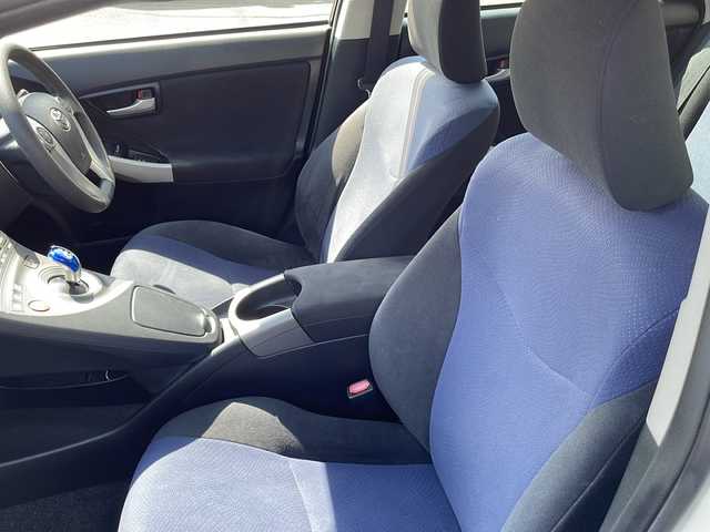 トヨタ プリウス S 静岡県 2014(平26)年 7.1万km ホワイトパールクリスタルシャイン 純正CD/スマートキー/ディスチャージ/プッシュスタート/フォグランプ/オートライト/ビルトインETC
