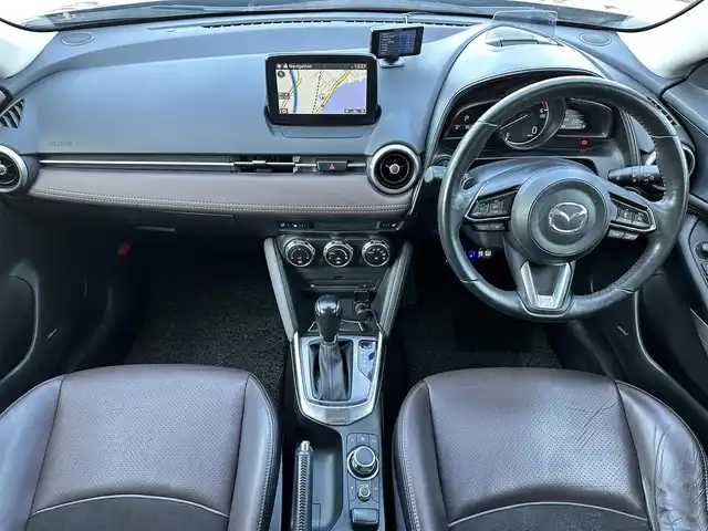 マツダ ＣＸ－３ XD ノーブル ブラウン 島根県 2017(平29)年 11万km マシーングレープレミアムM 登録時走行距離109/934Km/フルセグTV/バックカメラ/BOSEサウンドシステム/ビルトインETC/前後ドライブレコーダー/バンスドスマートシティブレーキサポート/レーダークルーズコントロール/ヘッドアップディスプレイ/LEDヘッドランプ/オートライト/フォグランプ/純正18インチアルミ/革巻きステアリング/パドルシフト/ステアリングヒーター/ブラウンナッパ革/ブラックグランリュクスコンビシート/パワーシート（運転席）/シートヒーター（前席）/キーレス/スタッドレスタイヤ積込