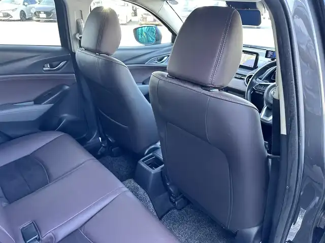 マツダ ＣＸ－３ XD ノーブル ブラウン 島根県 2017(平29)年 11万km マシーングレープレミアムM 登録時走行距離109/934Km/フルセグTV/バックカメラ/BOSEサウンドシステム/ビルトインETC/前後ドライブレコーダー/バンスドスマートシティブレーキサポート/レーダークルーズコントロール/ヘッドアップディスプレイ/LEDヘッドランプ/オートライト/フォグランプ/純正18インチアルミ/革巻きステアリング/パドルシフト/ステアリングヒーター/ブラウンナッパ革/ブラックグランリュクスコンビシート/パワーシート（運転席）/シートヒーター（前席）/キーレス/スタッドレスタイヤ積込