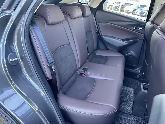 マツダ ＣＸ－３ XD ノーブル ブラウン 島根県 2017(平29)年 11万km マシーングレープレミアムM 登録時走行距離109/934Km/フルセグTV/バックカメラ/BOSEサウンドシステム/ビルトインETC/前後ドライブレコーダー/バンスドスマートシティブレーキサポート/レーダークルーズコントロール/ヘッドアップディスプレイ/LEDヘッドランプ/オートライト/フォグランプ/純正18インチアルミ/革巻きステアリング/パドルシフト/ステアリングヒーター/ブラウンナッパ革/ブラックグランリュクスコンビシート/パワーシート（運転席）/シートヒーター（前席）/キーレス/スタッドレスタイヤ積込