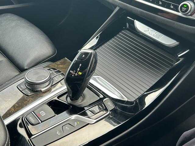 ＢＭＷ ＢＭＷ Ｘ３ xDrive20d Mスポーツ 埼玉県 2020(令2)年 6.2万km 白 パノラマガラスサンルーフ/黒革シート/純正HDDナビ/(Bluetooth/USB/CD/DVD)/ＡＣＣ/ハイラインＰＫＧ/セレクトＰＫＧ/ｈａｒｍａｎ　ｋａｒｄｏｎ/ヘッドアップディスプレイ/前後シートヒーター