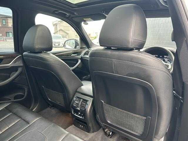 ＢＭＷ ＢＭＷ Ｘ３ xDrive20d Mスポーツ 埼玉県 2020(令2)年 6.2万km 白 パノラマガラスサンルーフ/黒革シート/純正HDDナビ/(Bluetooth/USB/CD/DVD)/ＡＣＣ/ハイラインＰＫＧ/セレクトＰＫＧ/ｈａｒｍａｎ　ｋａｒｄｏｎ/ヘッドアップディスプレイ/前後シートヒーター